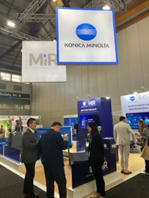 KONICA MINOLTAとMiRのAMR展示